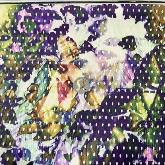 Lululemon Wunder Under Crop II Full-On Luxtreme Floral Sport White Multi Size 6? - Picture 7 of 12